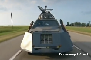 Discovery: В погоне за ураганом (2, 3 сезон) / Discovery: Storm Chasers